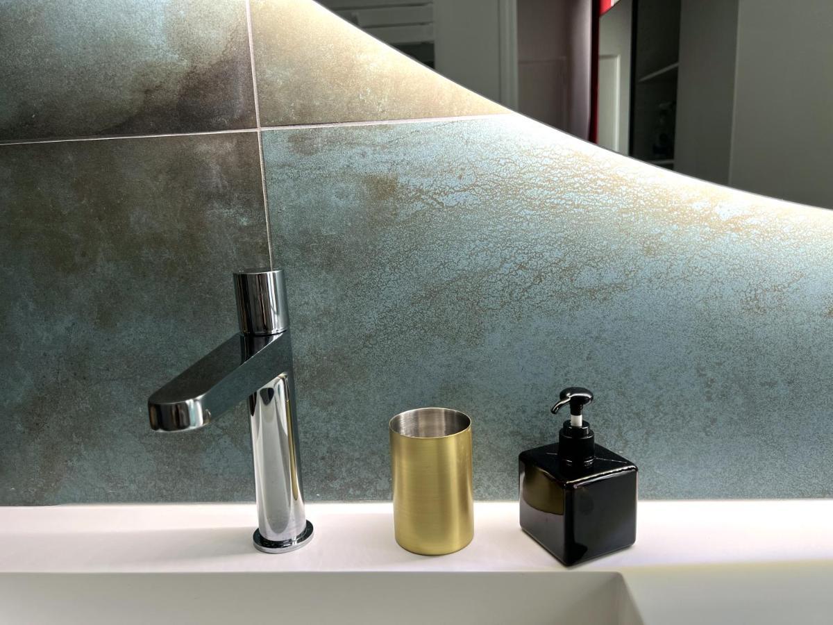 Marais Appartement 2 Chambres 2 Salles De Bain - Spa Jacuzzi ! 파리 외부 사진
